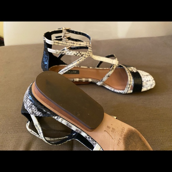 Derek Lam snake print sandals sz 8.5 flats strappy - Picture 4 of 6